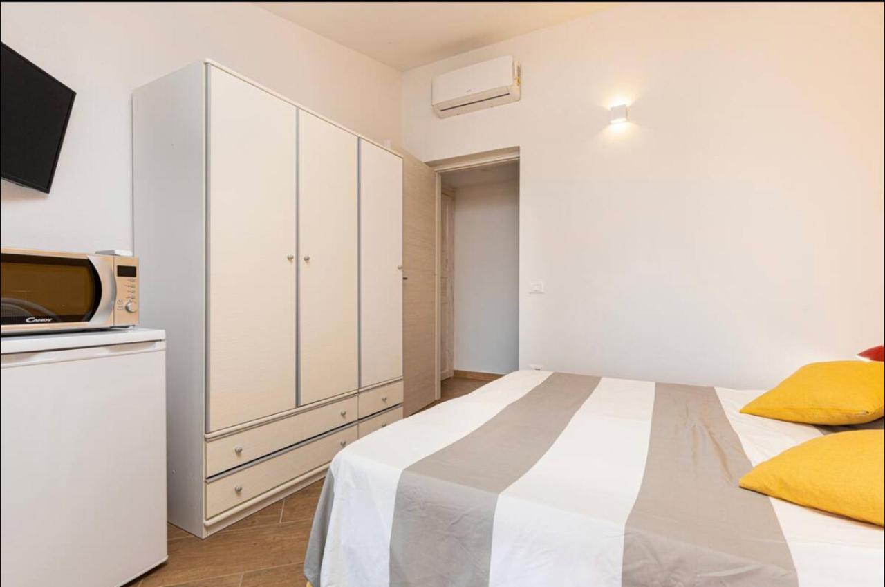 Casa Sharon Appartamento Vista Mare Ad Olbia Dış mekan fotoğraf