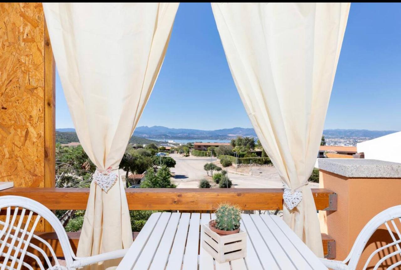 Casa Sharon Appartamento Vista Mare Ad Olbia Dış mekan fotoğraf